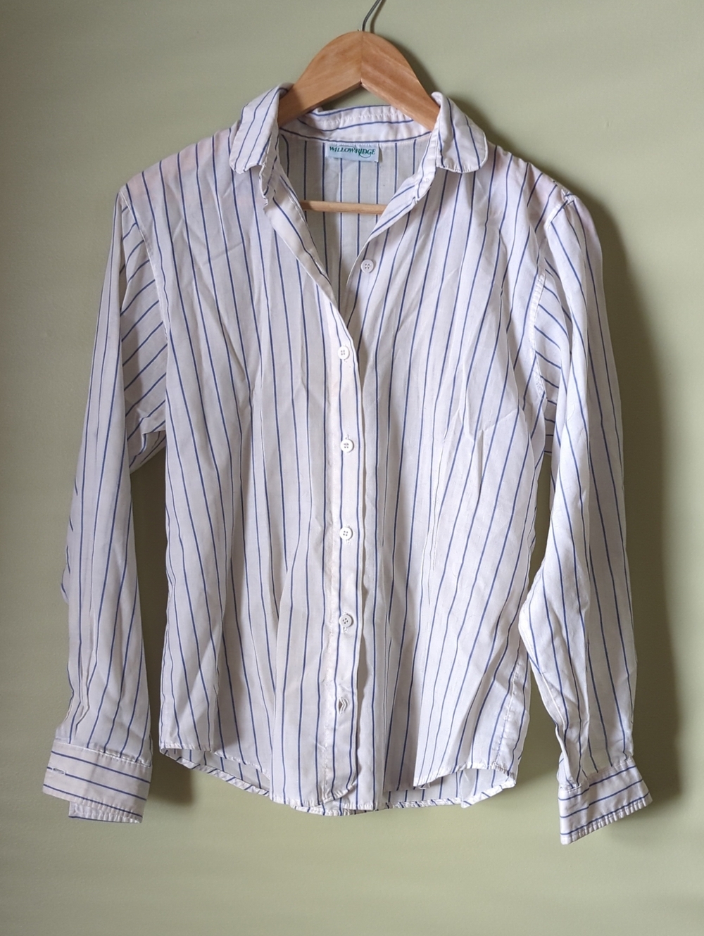 Vintage Women's White Button-Up Shirt with Blue Pinstripes